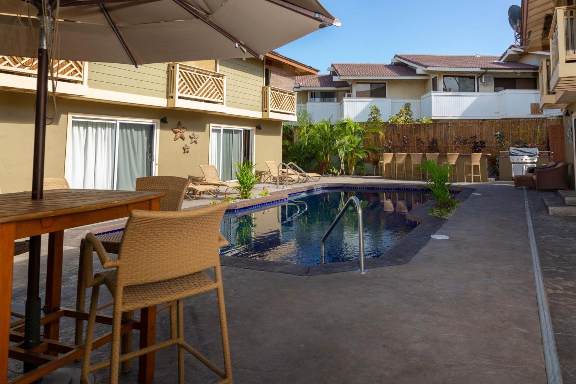 Plumeria Suite, 2-Bedrooms, Sleeps 6, Pool & Bbq, Pre-Renovation Summer Sale 키헤이 외부 사진