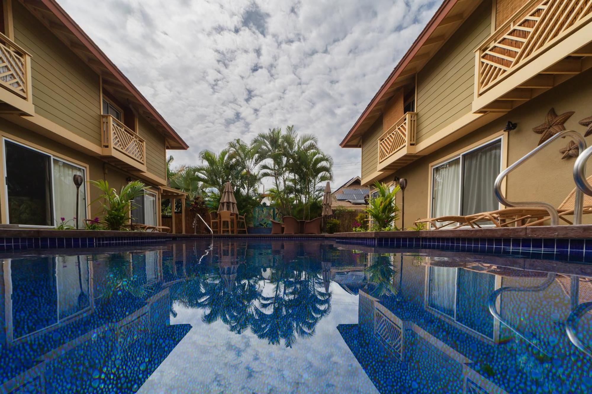 Plumeria Suite, 2-Bedrooms, Sleeps 6, Pool & Bbq, Pre-Renovation Summer Sale 키헤이 외부 사진