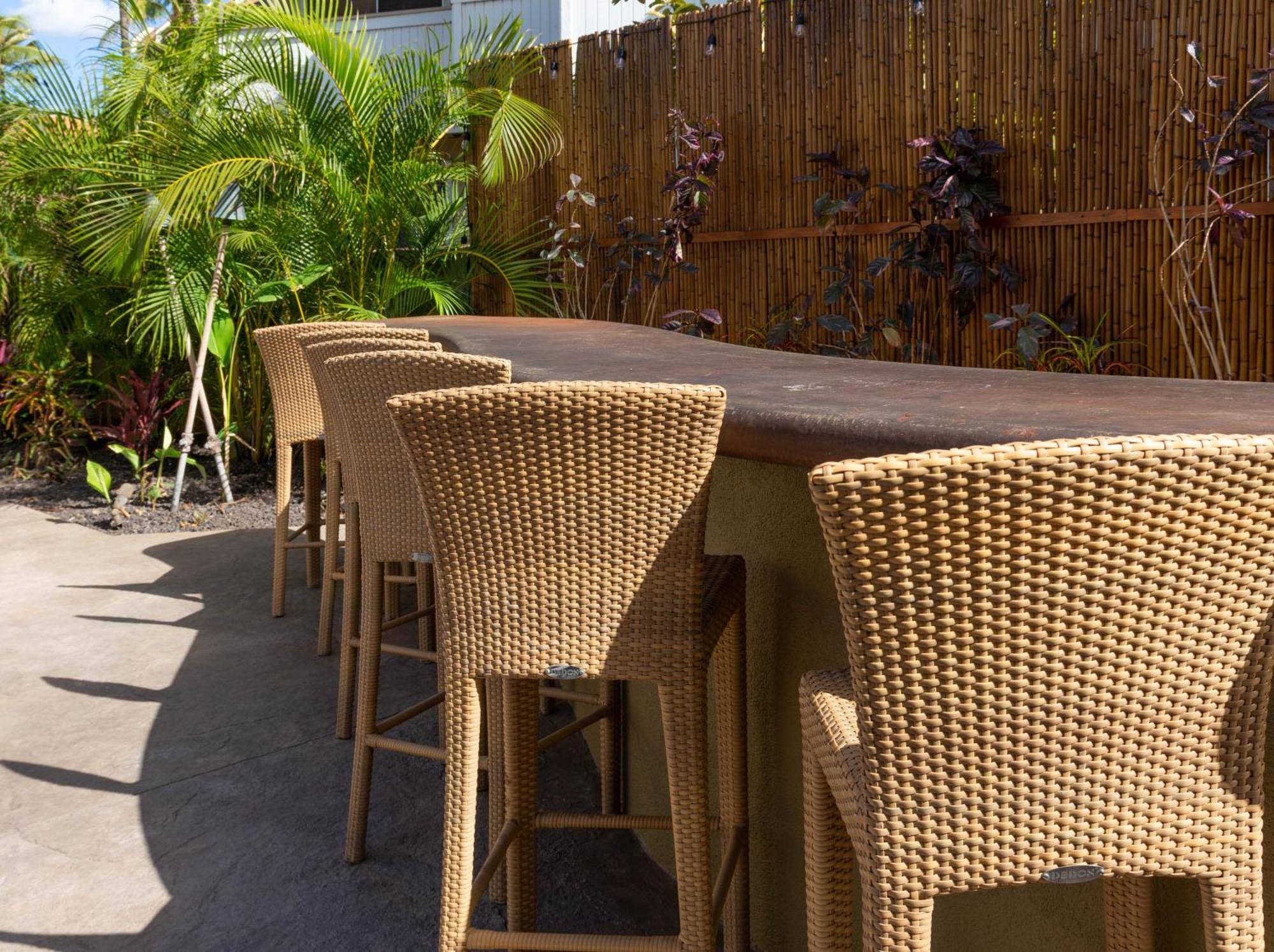 Plumeria Suite, 2-Bedrooms, Sleeps 6, Pool & Bbq, Pre-Renovation Summer Sale 키헤이 외부 사진